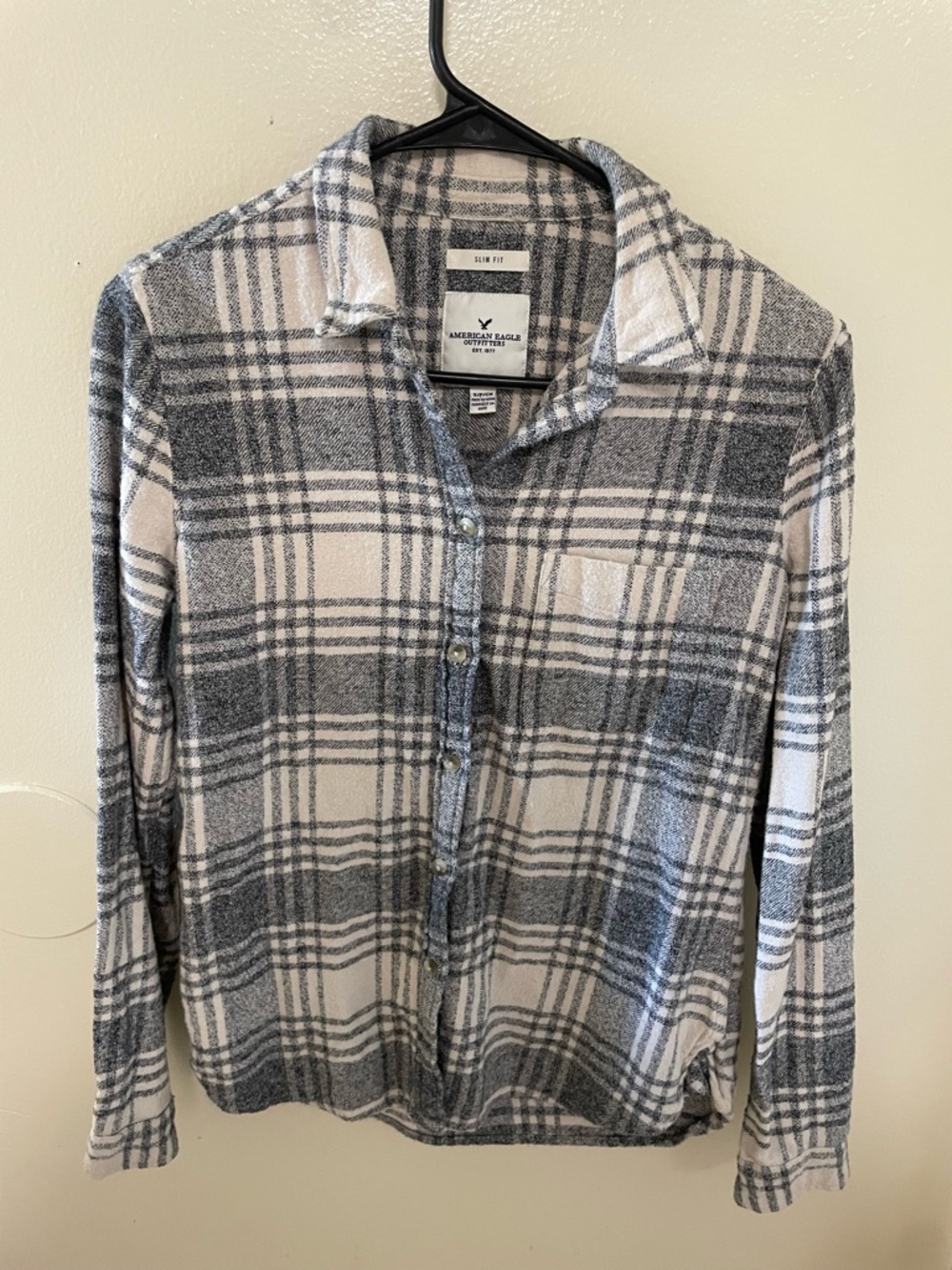 ✨Women’s American Eagle Flannel Size S